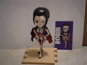 Mighty Jaxx Freeny's Hidden Dissectibles One Piece Ladies Edition Nico Robin OOB